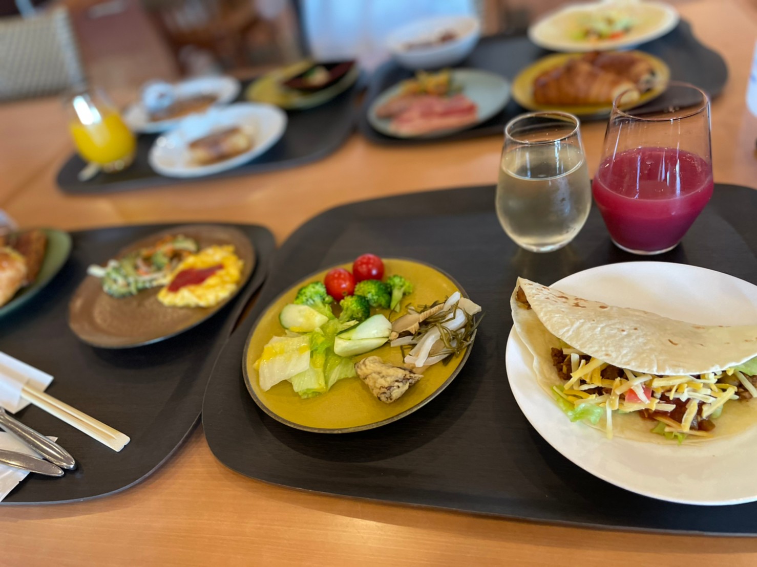最終日の朝にはいむるぶしで急いで食べた朝食